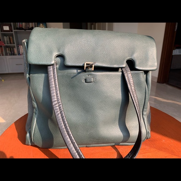 GORGEOUS GARDEN-GREEN ZARA BAG-  Magnetic button, outer pocket. Never used. - Picture 11 of 12